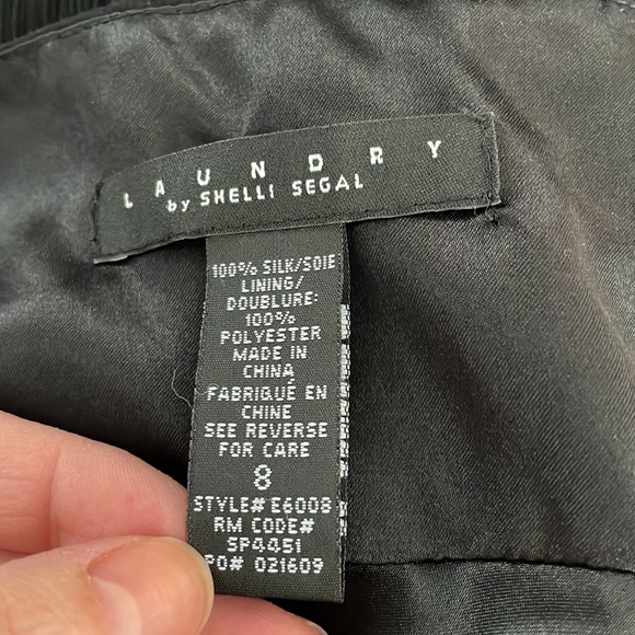 Laundry by Shelli Shegal 100% silk dress - Picture 9 of 9